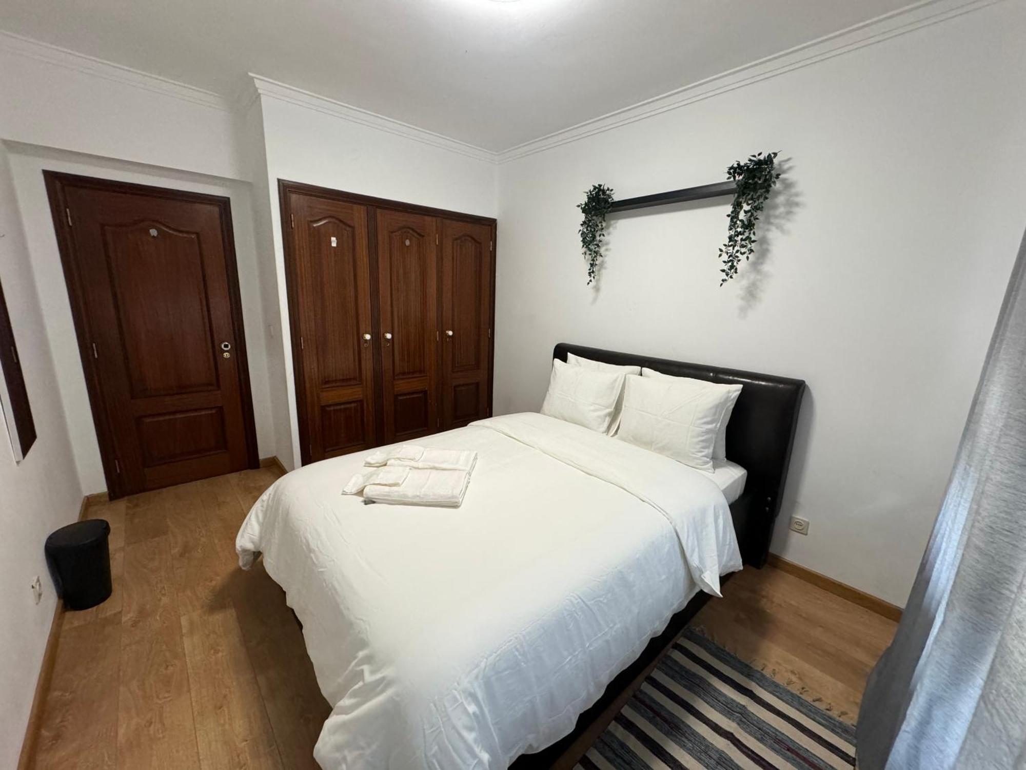 Airport And Bus Station Home Lisbon Bilik gambar